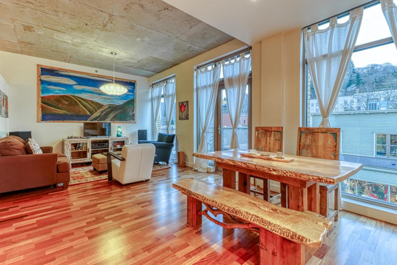 Oak Street Lofts Hotell Hood River Eksteriør bilde